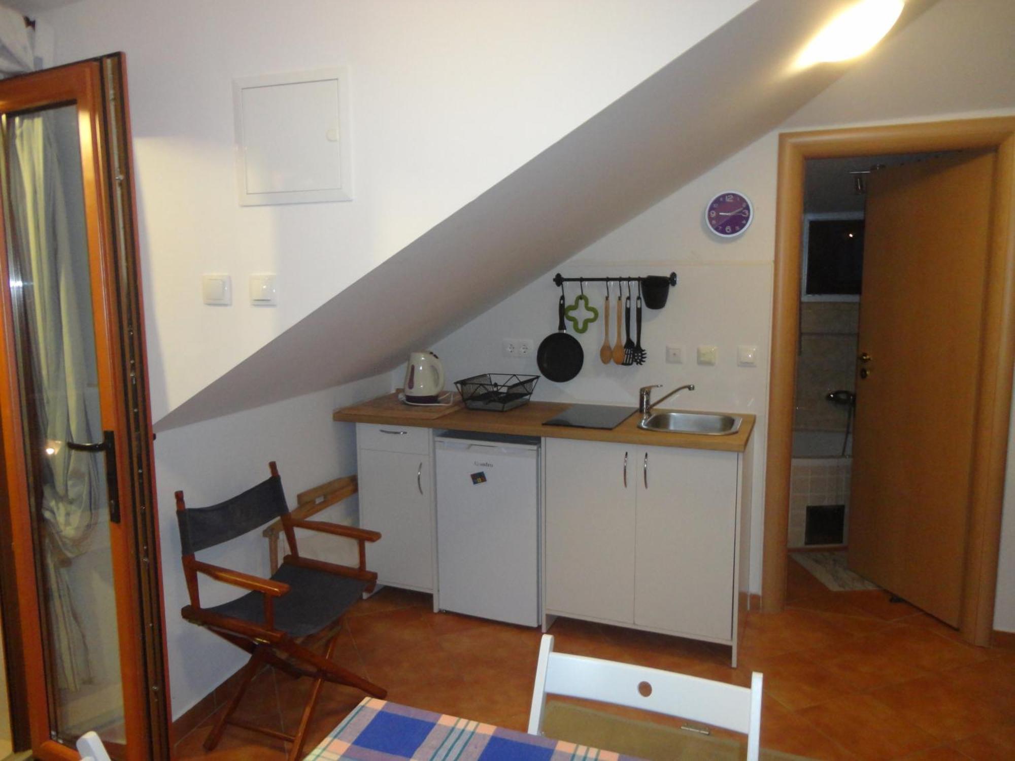 Apartment Gliha Jelsa  Bilik gambar